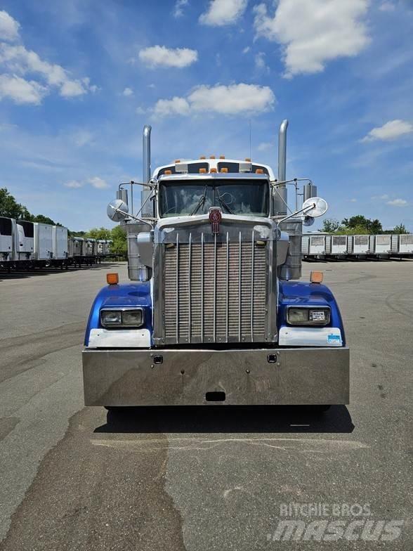 Kenworth W900 Tractores (camiões)