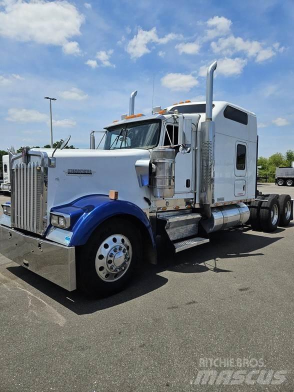 Kenworth W900 Tractores (camiões)