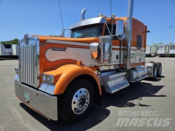 Kenworth W900 Tractores (camiões)