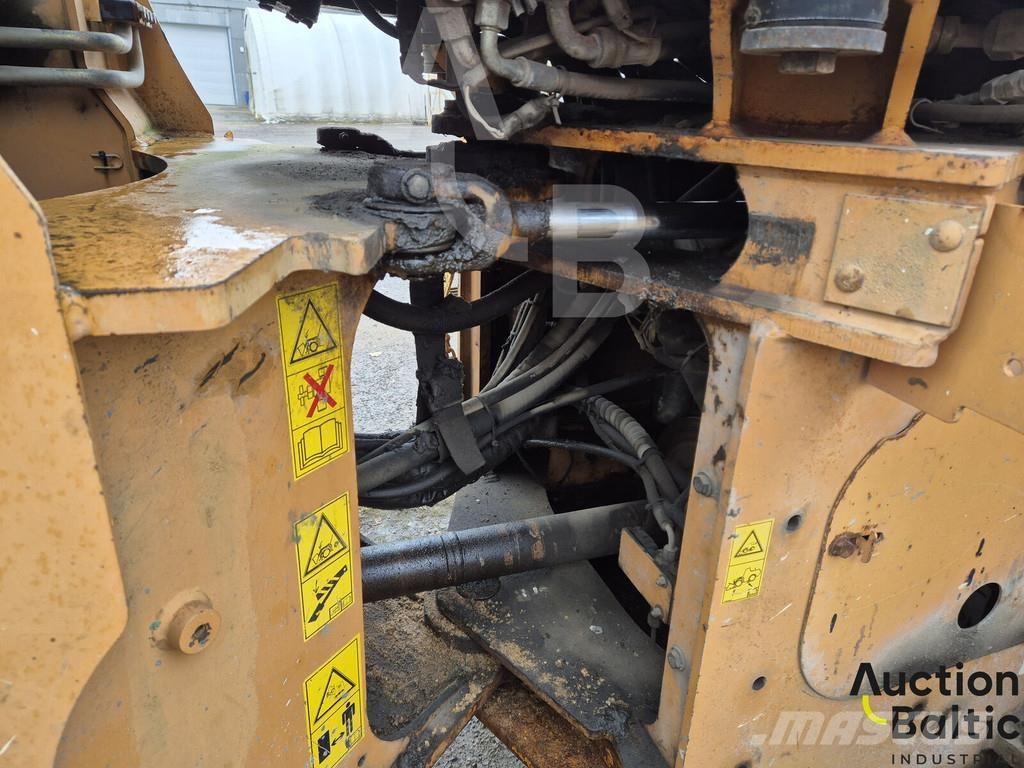 CASE 621 D Pás carregadoras de rodas