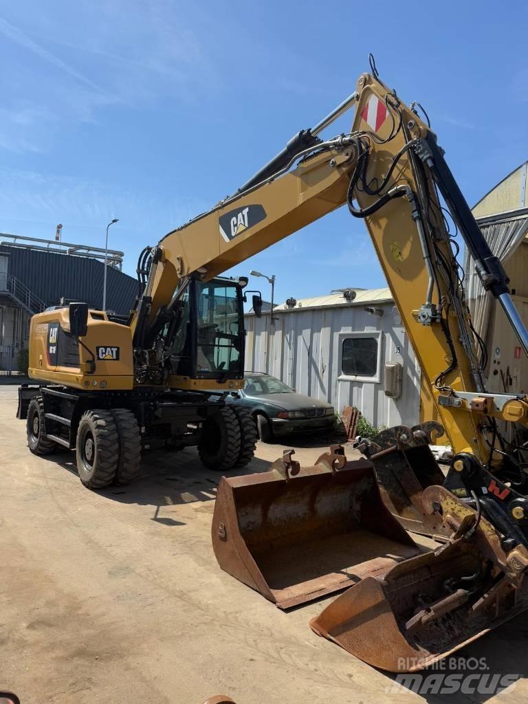 CAT M 318 F Escavadoras de rodas
