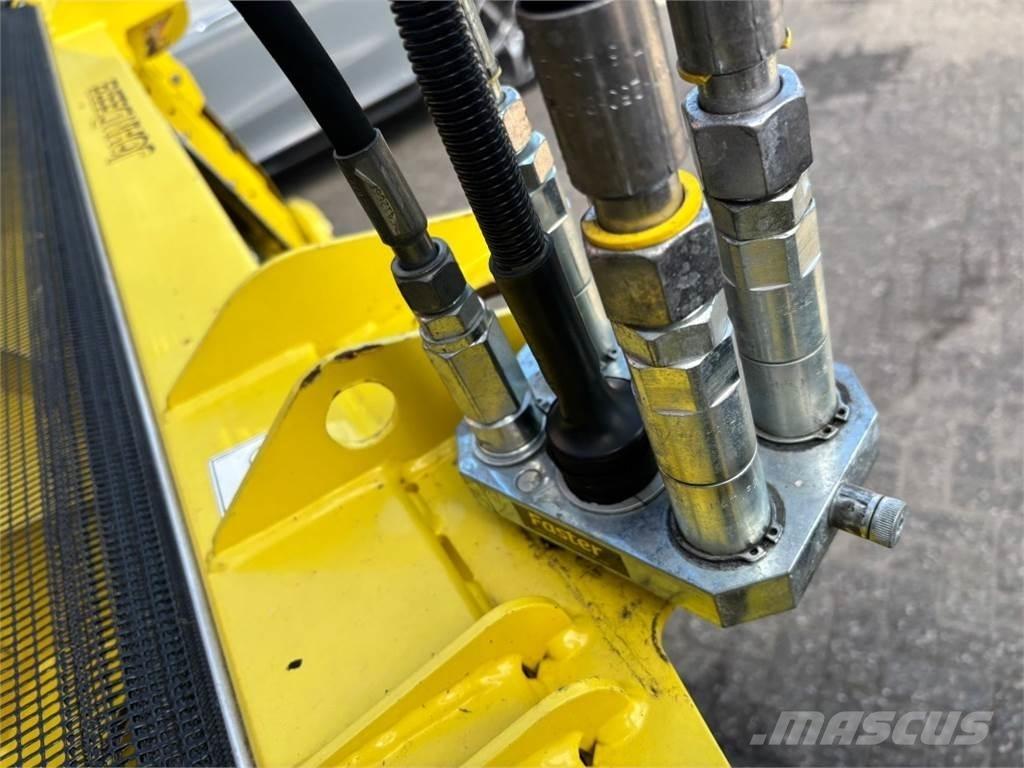 John Deere 30R Acessórios máquinas feno e forragem
