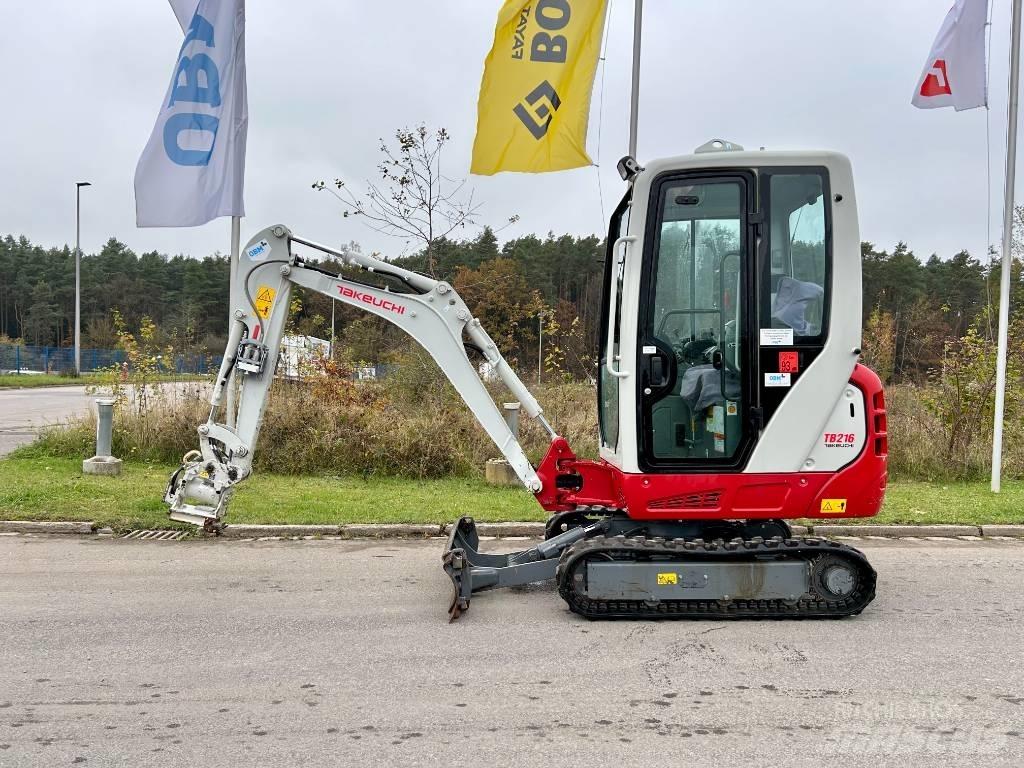 Takeuchi TB 216A V4 Mini Escavadoras <7t