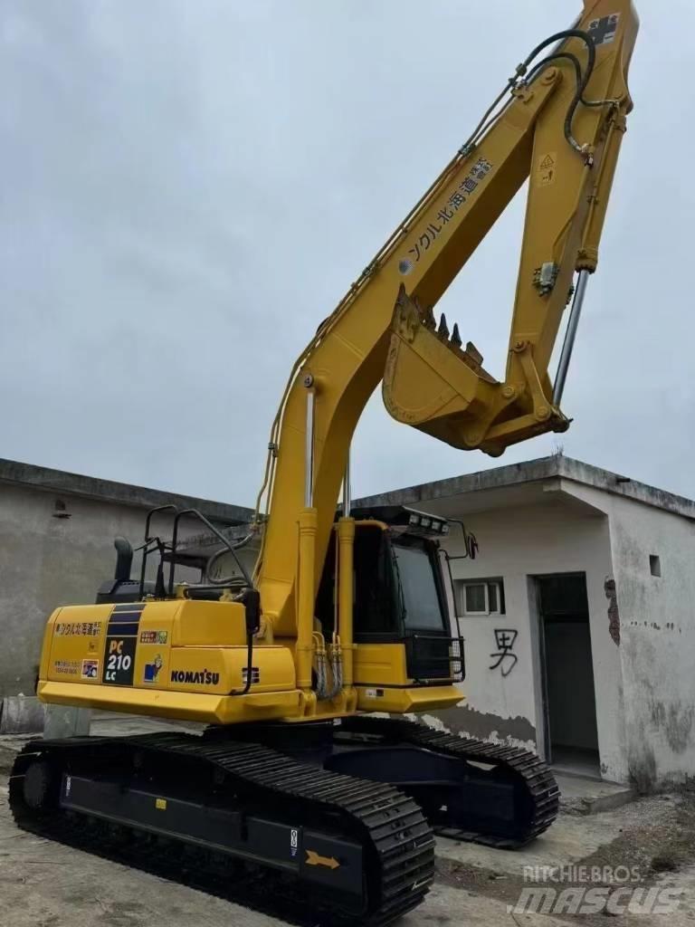 Komatsu 210LC-8 Escavadoras de rastos