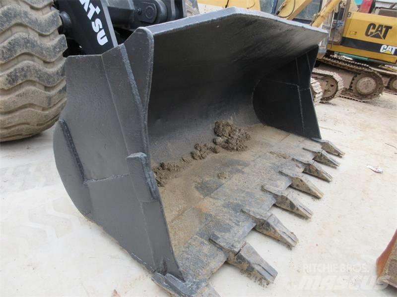 Komatsu WA 380-3 Pás carregadoras de rodas
