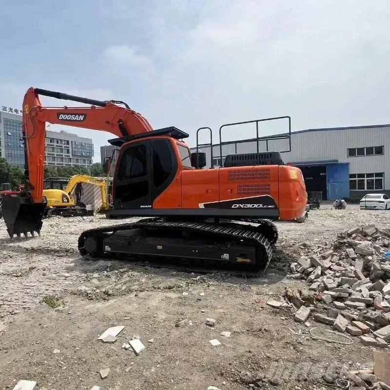 Doosan DX300 Escavadoras de rastos