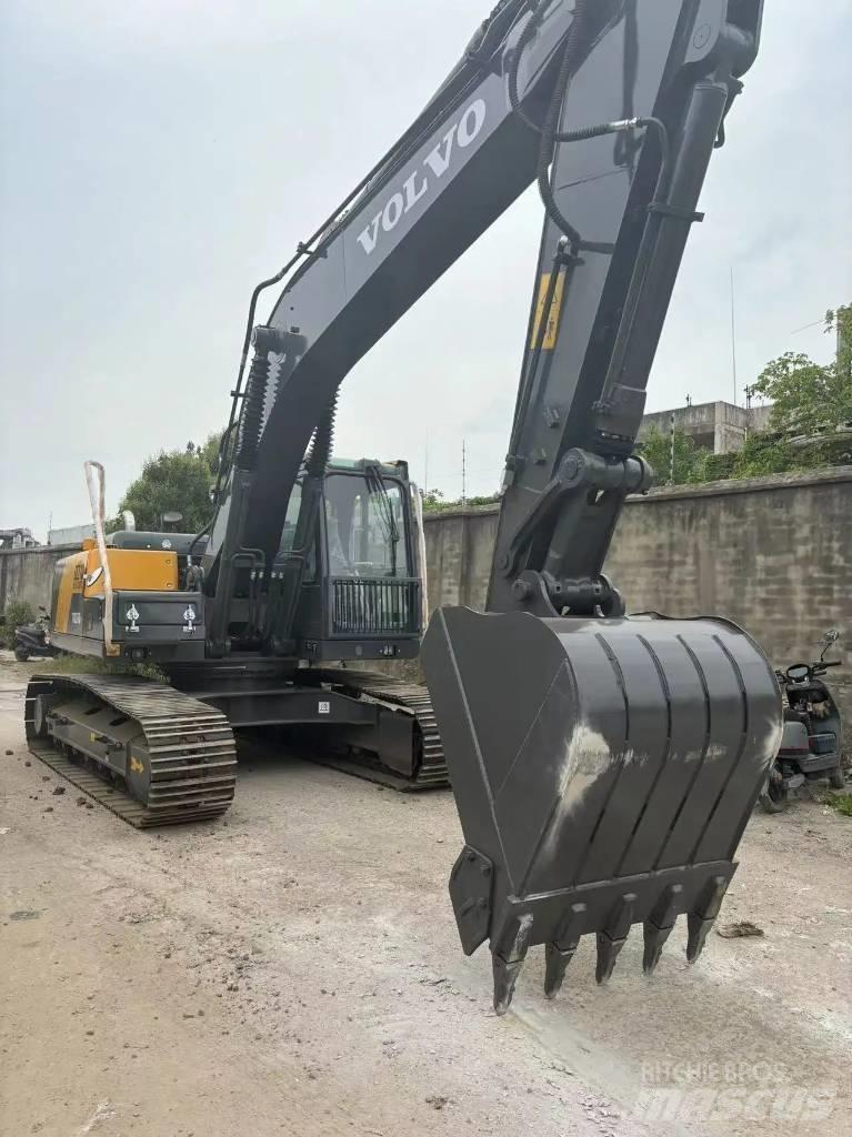 Volvo EC 210 Escavadoras Midi 7t - 12t