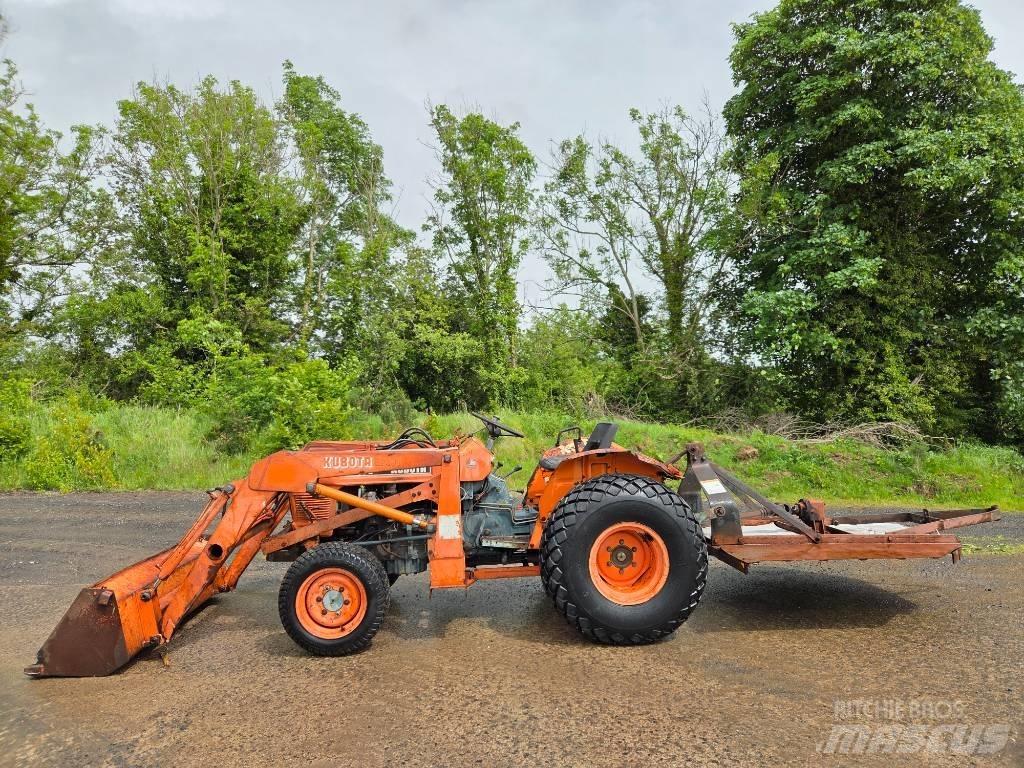 Kubota L 235 Tractores compactos