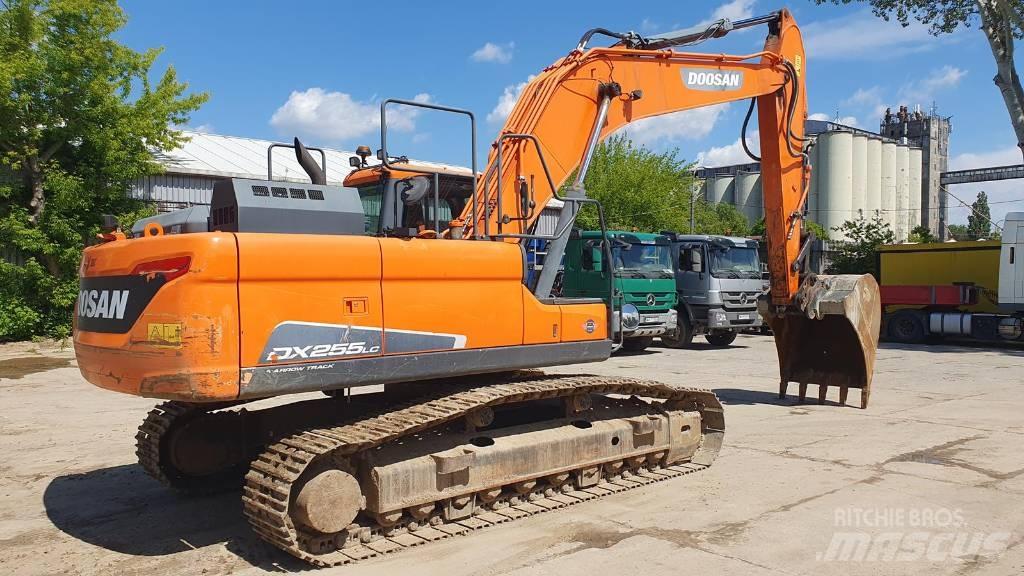 Doosan DX 255 LC-5 Escavadoras de rastos