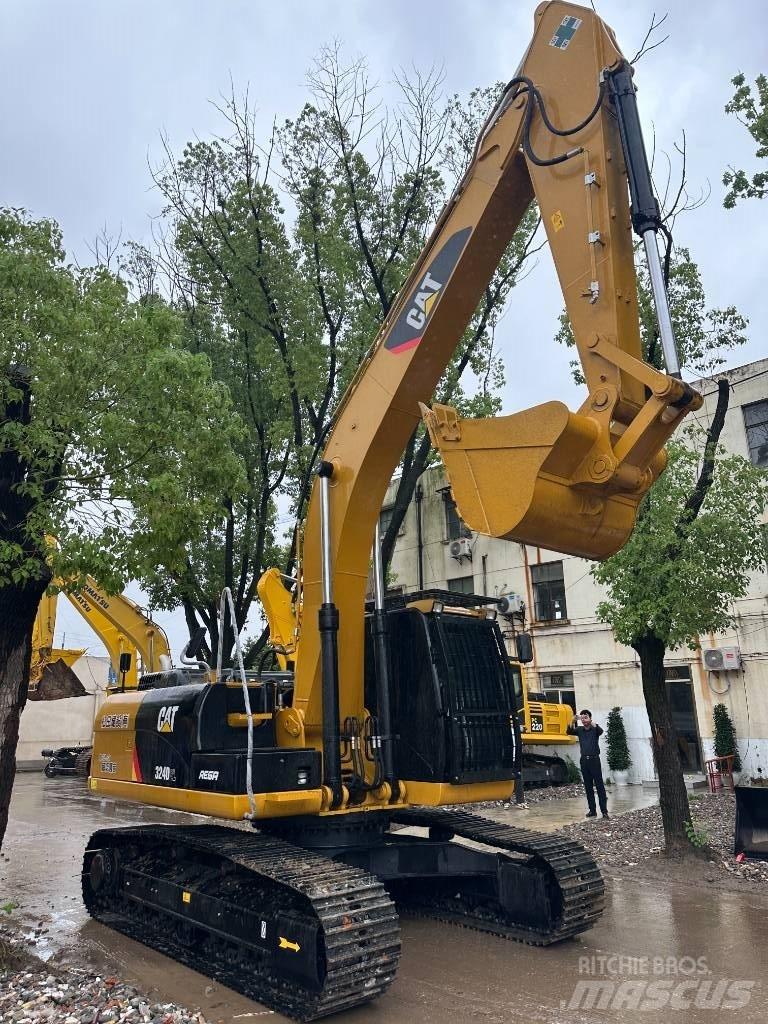 CAT CAT324D Escavadoras Midi 7t - 12t