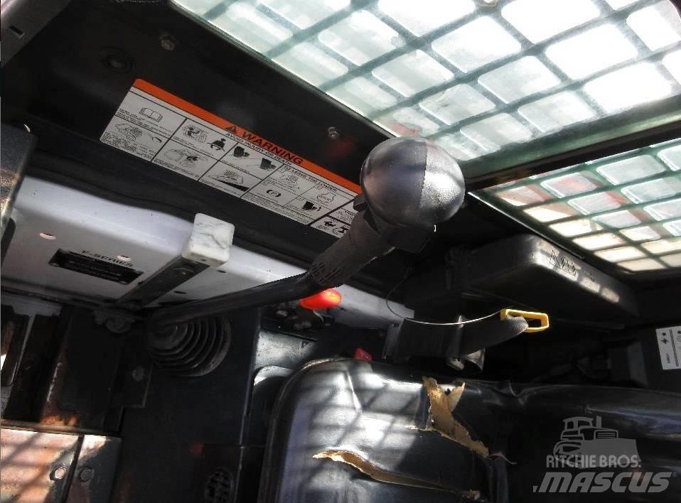 Bobcat 553 Carregadoras de direcção deslizante