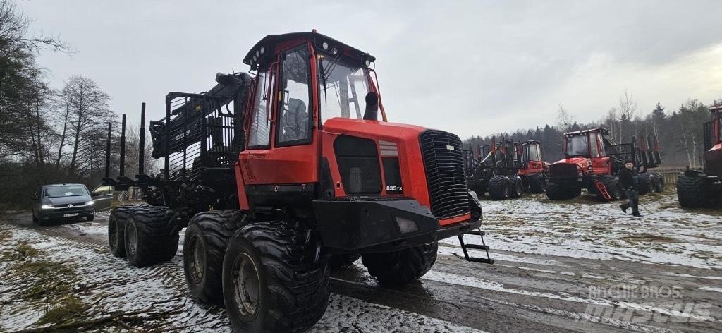 Komatsu 835 Forwarders florestais