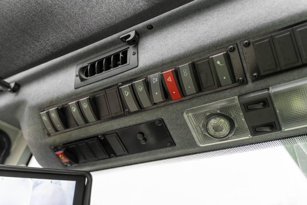 Sennebogen 821 E Escavadoras de rodas