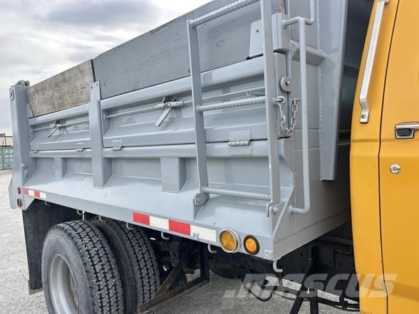 Ford F800 Camiões basculantes