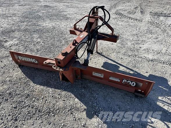 Rhino R800 Outros acessórios de tractores