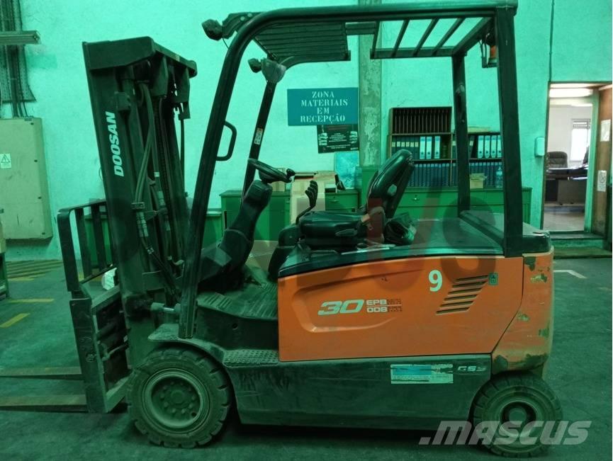 Doosan B 30 X-7 Empilhadores eléctricos
