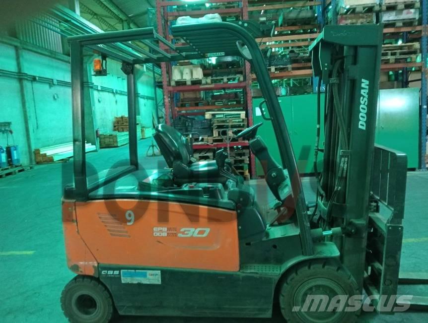 Doosan B 30 X-7 Empilhadores eléctricos