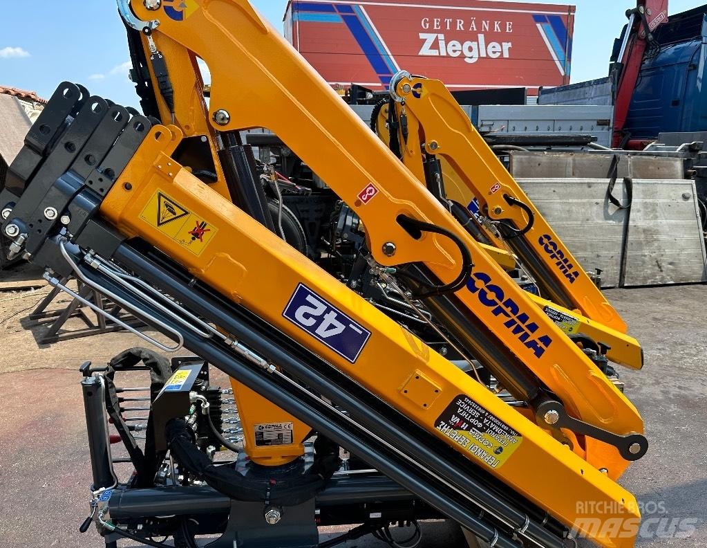 Copma 42.4 New Gruas carregadoras