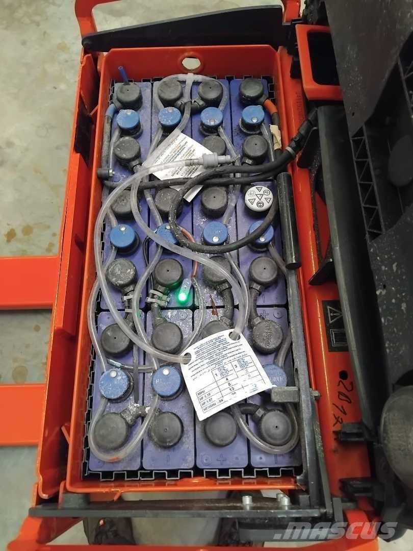 Linde T18 Empilhador para operador externo