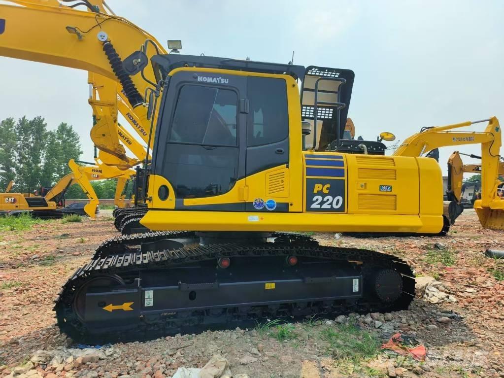 Komatsu PC 220-8 Escavadoras de rastos