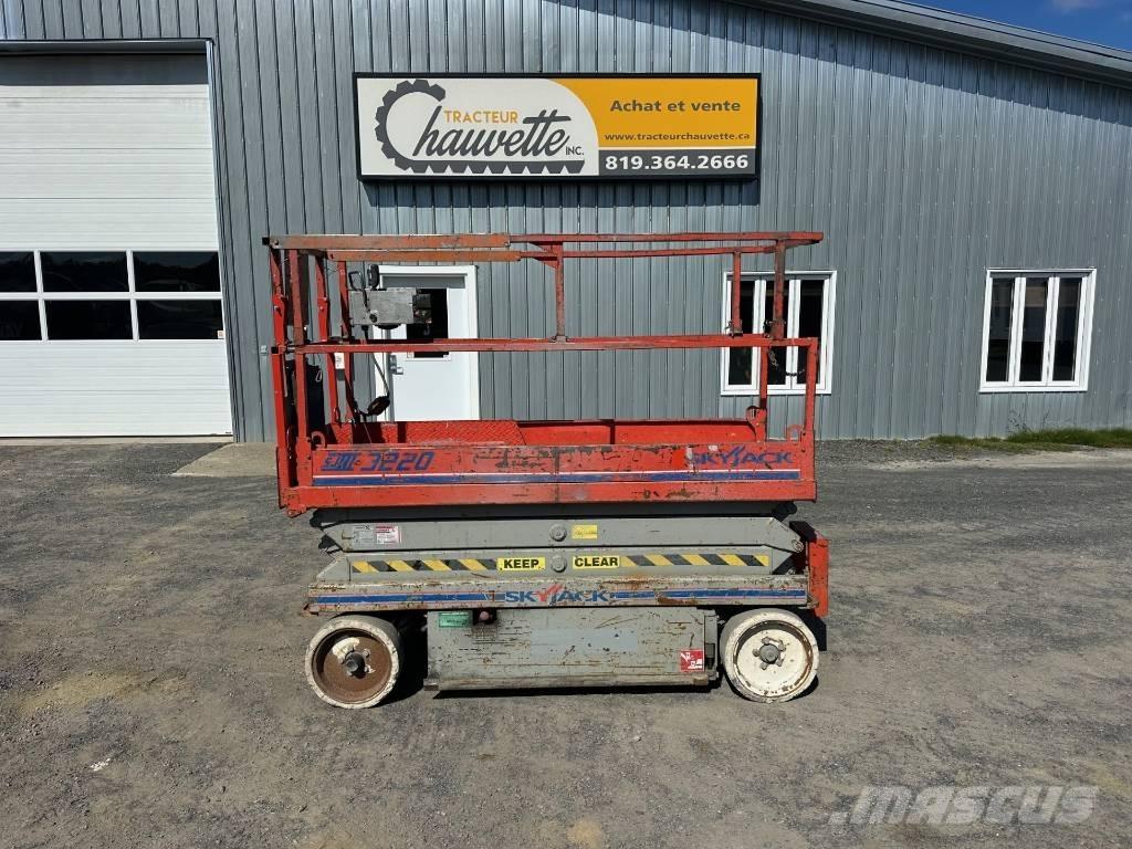 SkyJack SJ 3220 Elevadores de tesoura