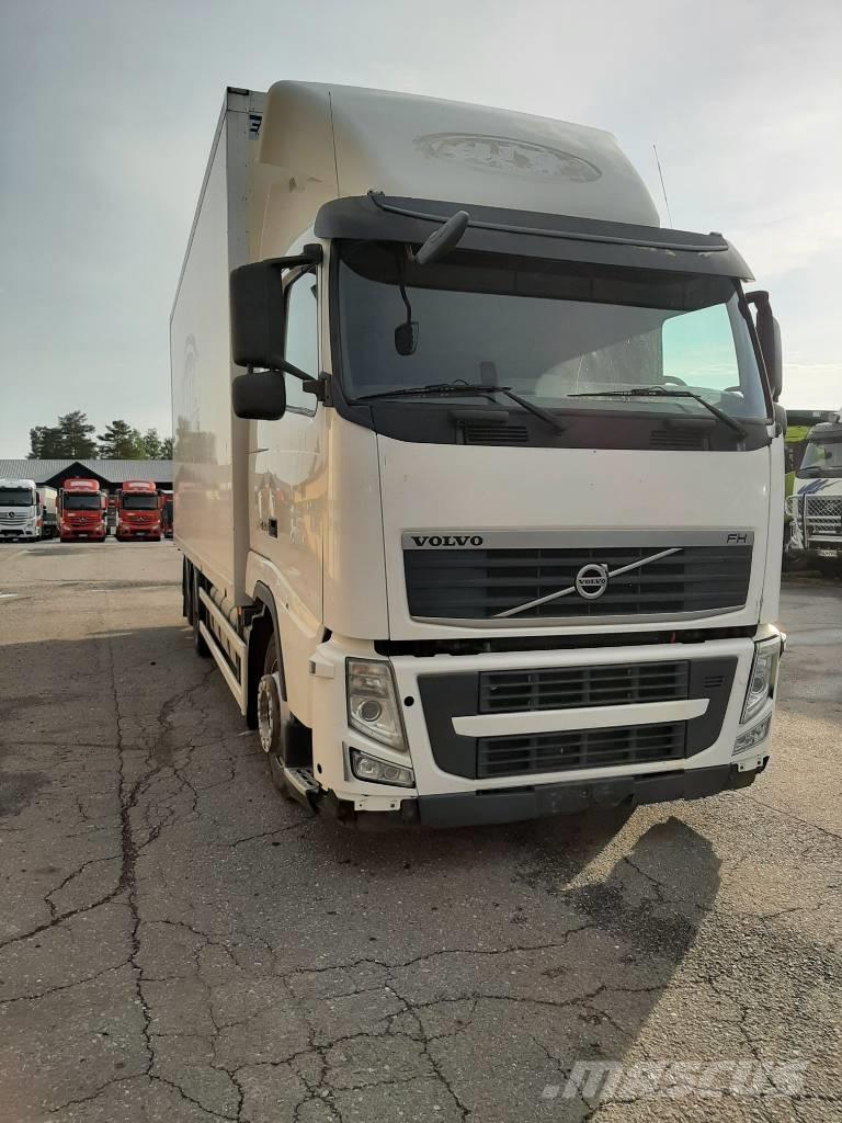 Volvo FH 13 Camiões de caixa fechada