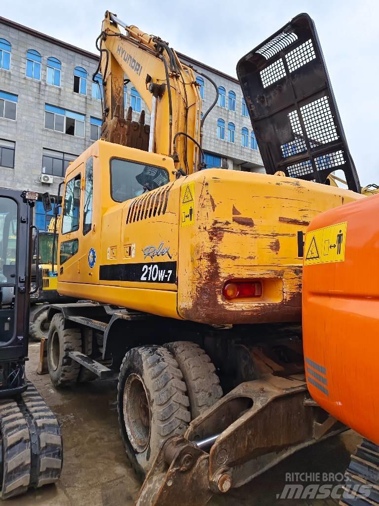 Hyundai R210W-7 Escavadoras de rodas