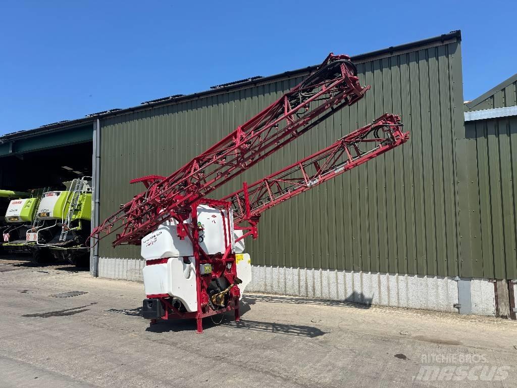 FarmGEM FSE 1600 Pulverizadores montados