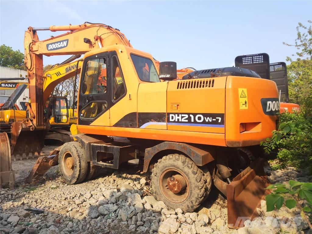 Doosan DH210W-7 Escavadoras de rodas