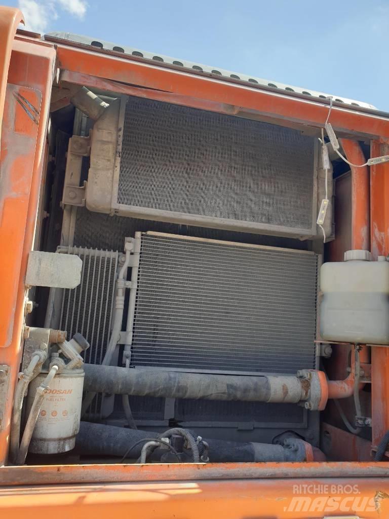 Doosan DX210WA Escavadoras de rodas