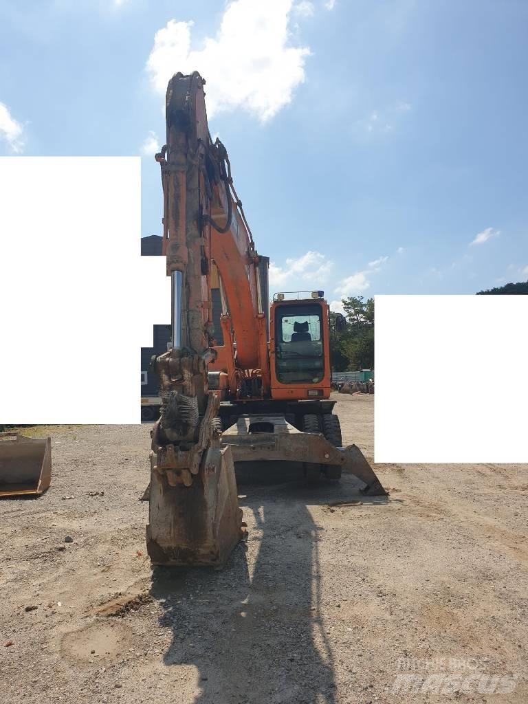 Doosan DX210WA Escavadoras de rodas