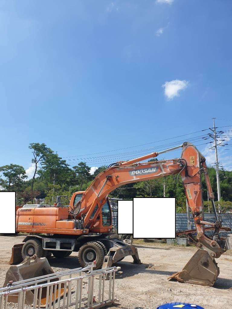Doosan DX210WA Escavadoras de rodas