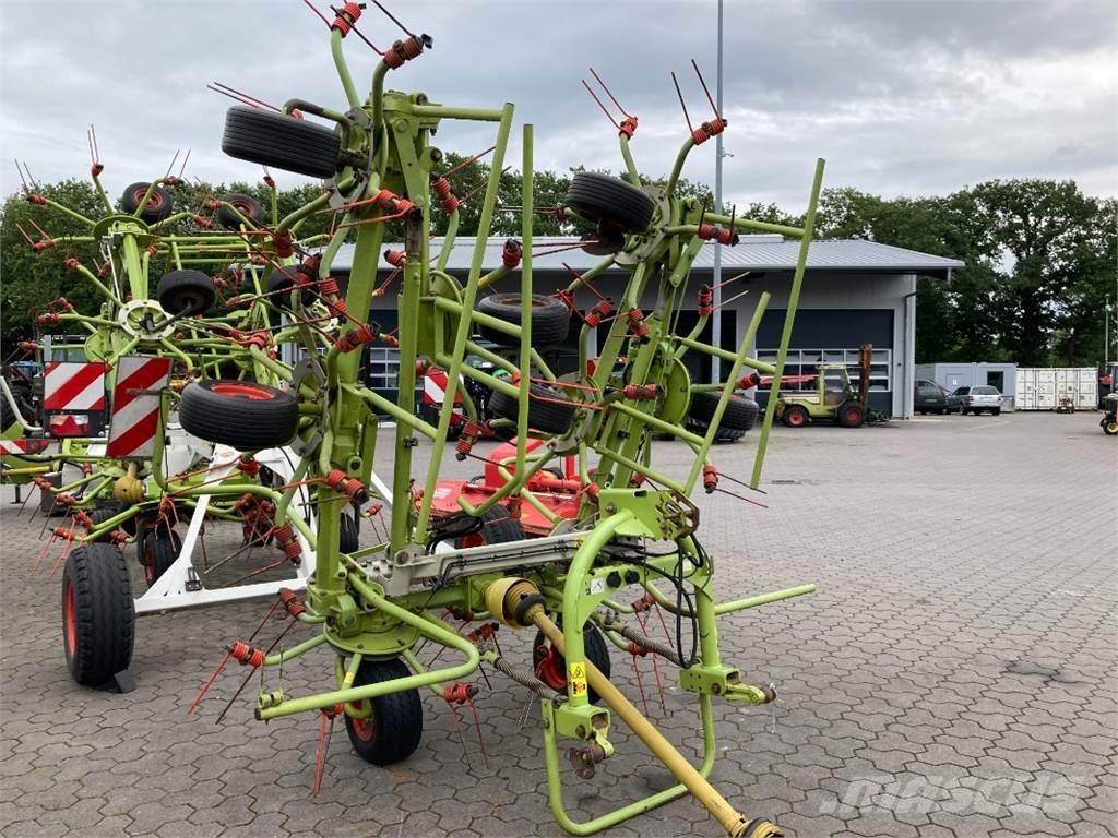 CLAAS Volto 870 Ancinho virador