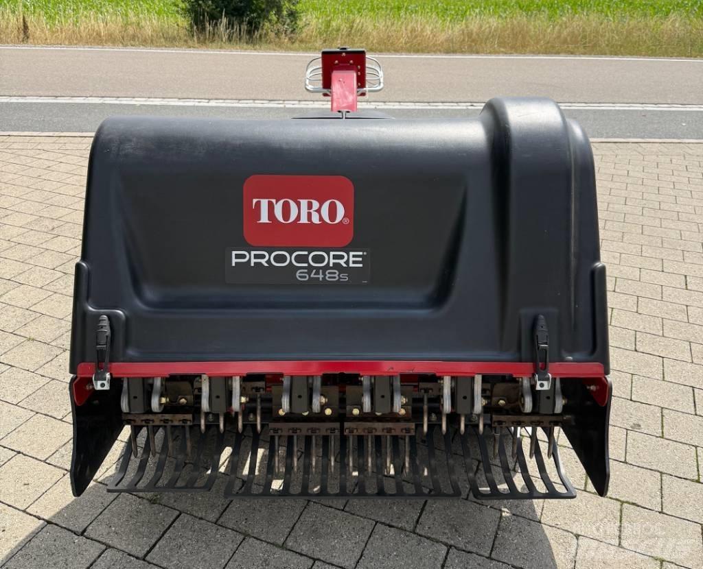 Toro ProCore 648S Arejadores e escarificadores relvados