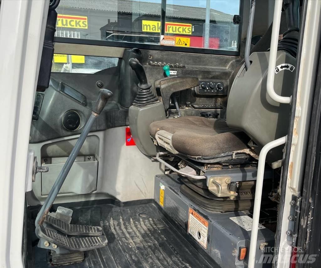 Takeuchi TB290 Escavadoras Midi 7t - 12t
