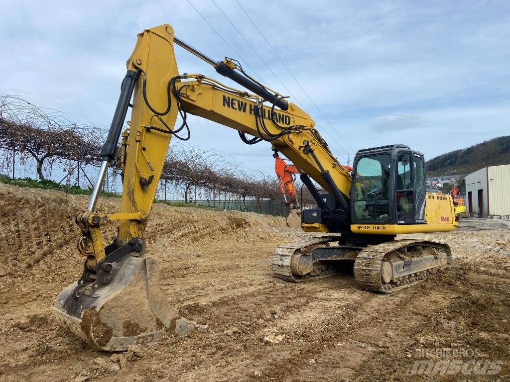 New Holland E245 Escavadoras de rastos