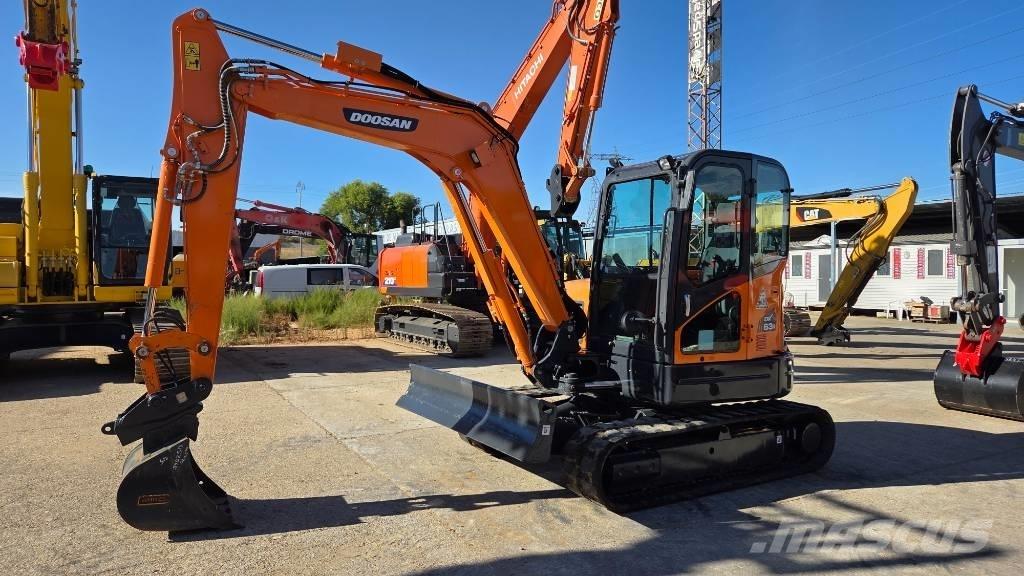 Doosan DX 63 R Mini Escavadoras <7t