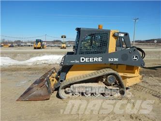 John Deere 323E Carregadoras de direcção deslizante