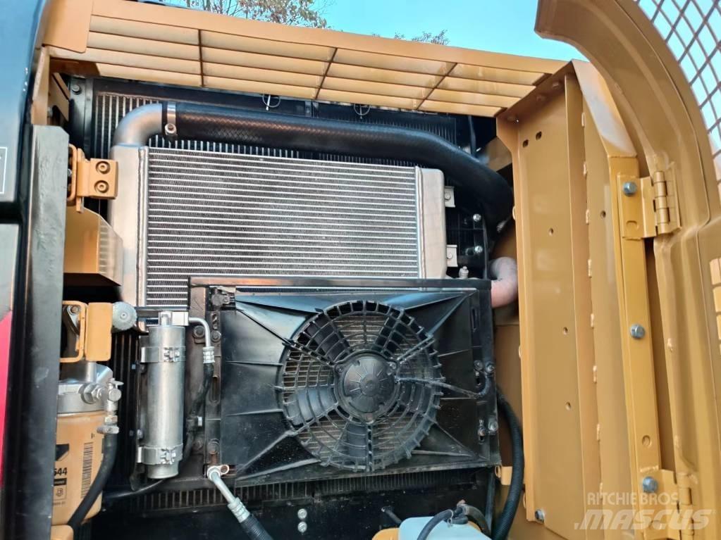 CAT 320 D Escavadoras de rastos