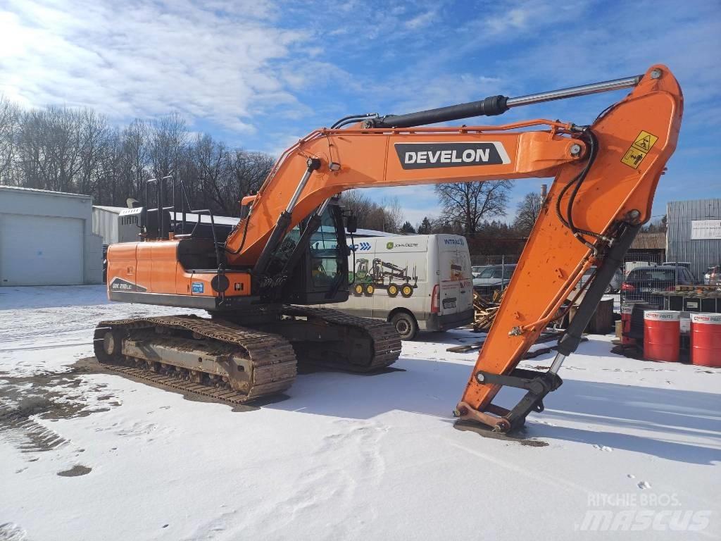 Develon DX 210 LC-7 Escavadoras de rastos