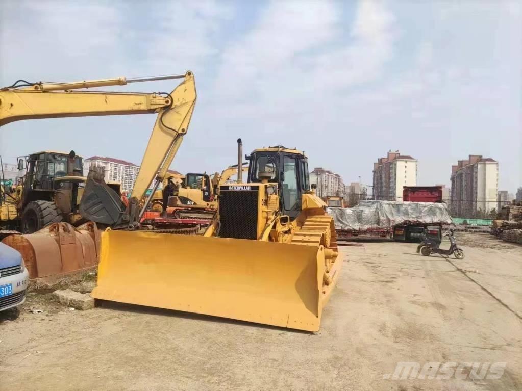 CAT D 6 M Dozers - Tratores rastos