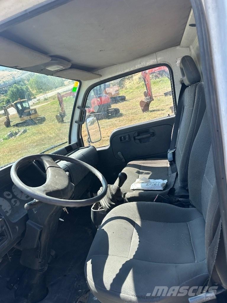 Nissan CABSTAR 35.13 Plataformas aéreas montadas em atrelados