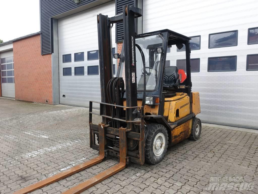 Jungheinrich DFG 25 Empilhadores Diesel