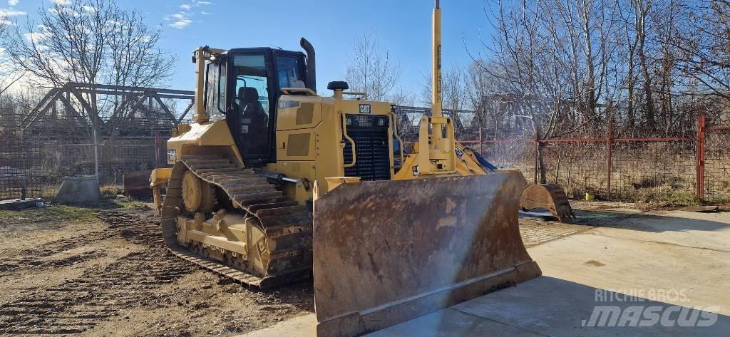 CAT D 6 N XL Dozers - Tratores rastos