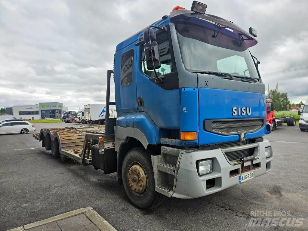 Sisu E12 8x2 Camiões de transporte de máquinas florestais