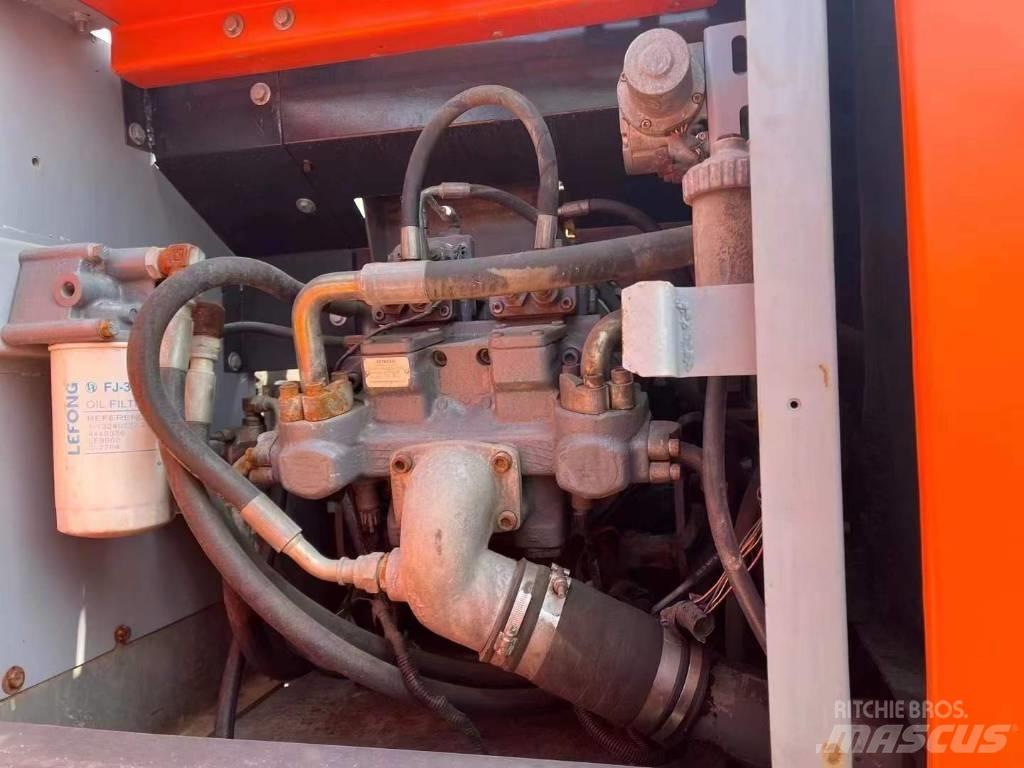 Hitachi zaxis240 Escavadoras de rastos