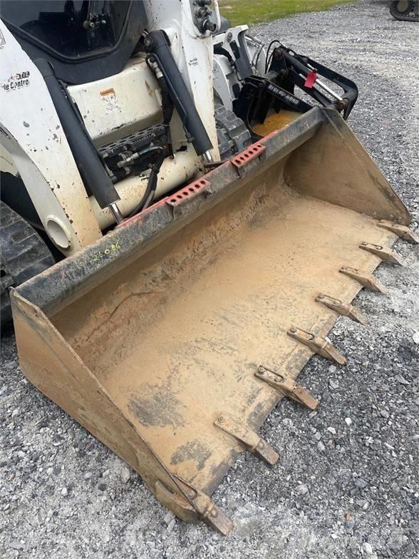 Bobcat T870 Carregadoras de direcção deslizante