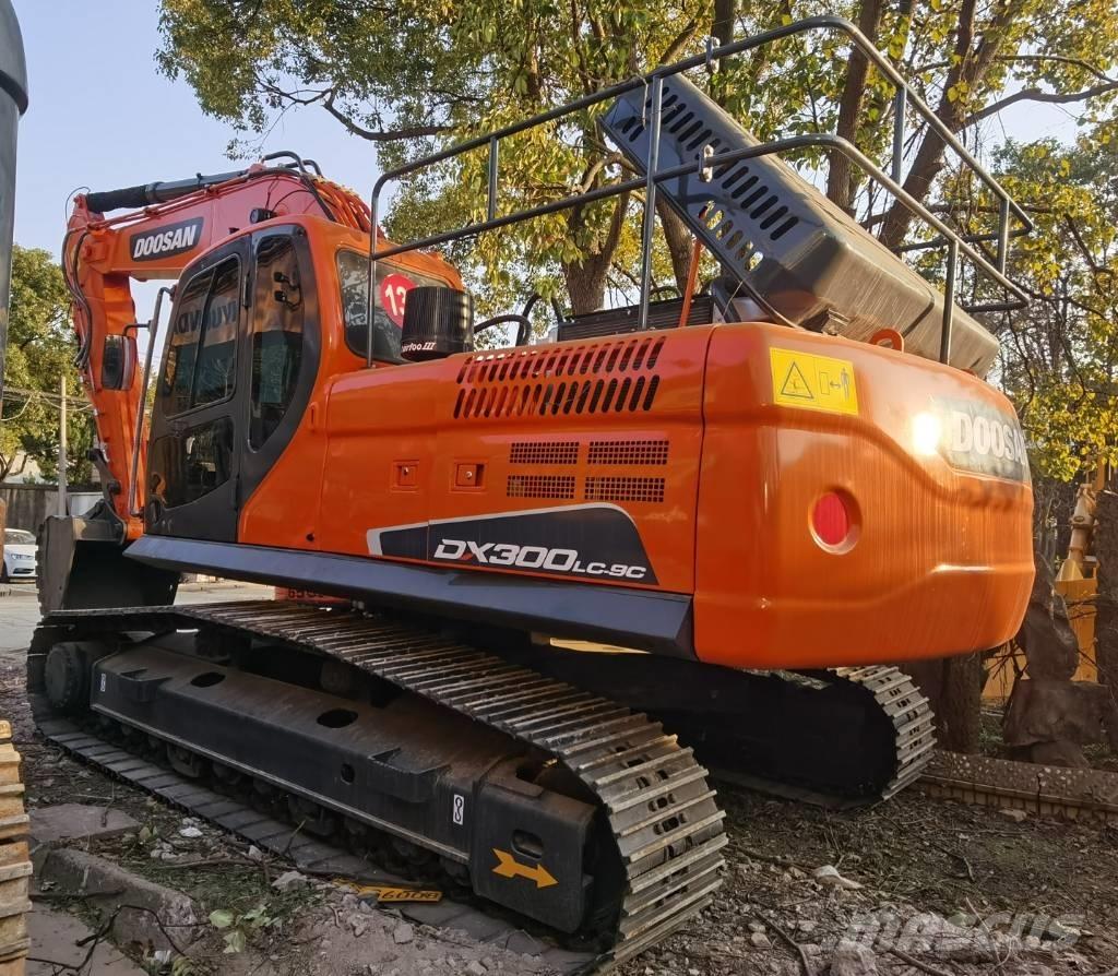 Doosan DX 300 LC Escavadoras de rastos