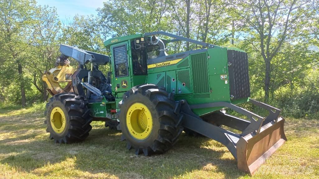 John Deere 648 L-II Rechegadores
