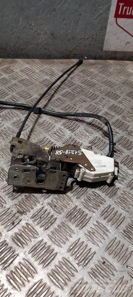 Scania R 440   1889243 Cabines e interior